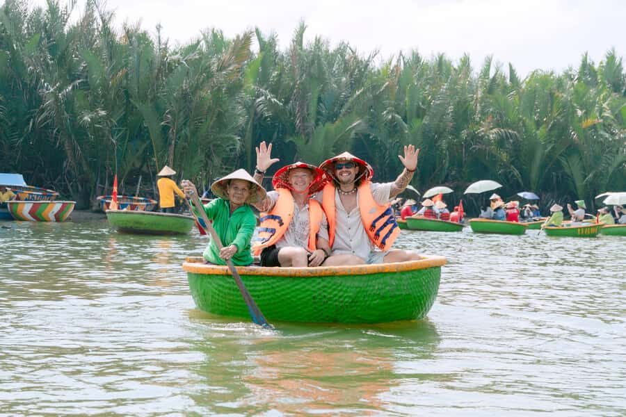 COOKING CLASS & BASKET BOAT - The Cooking Class Payoff: Make Bánh Xèo, Phở, and Chè with Head Chef Linh