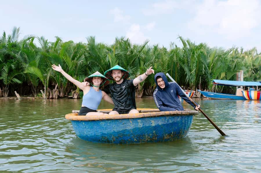 COOKING CLASS & BASKET BOAT - Lantern Making With Local People: A Craft Moment You’ll Actually Remember