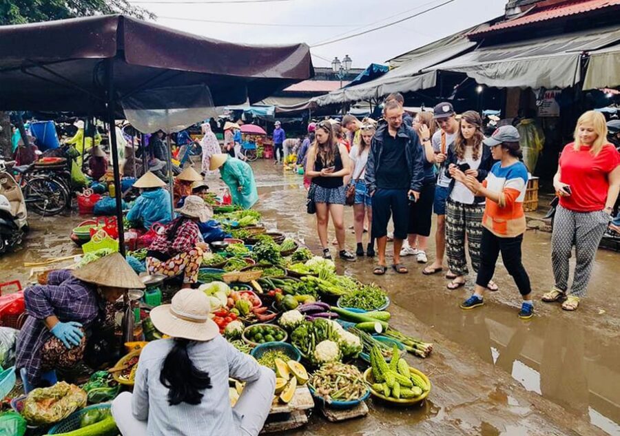 Da Nang/Hoi An: Market Tour, Basket Boat Ride, Cooking Class - Should You Book This Da Nang or Hoi An Food Tour?