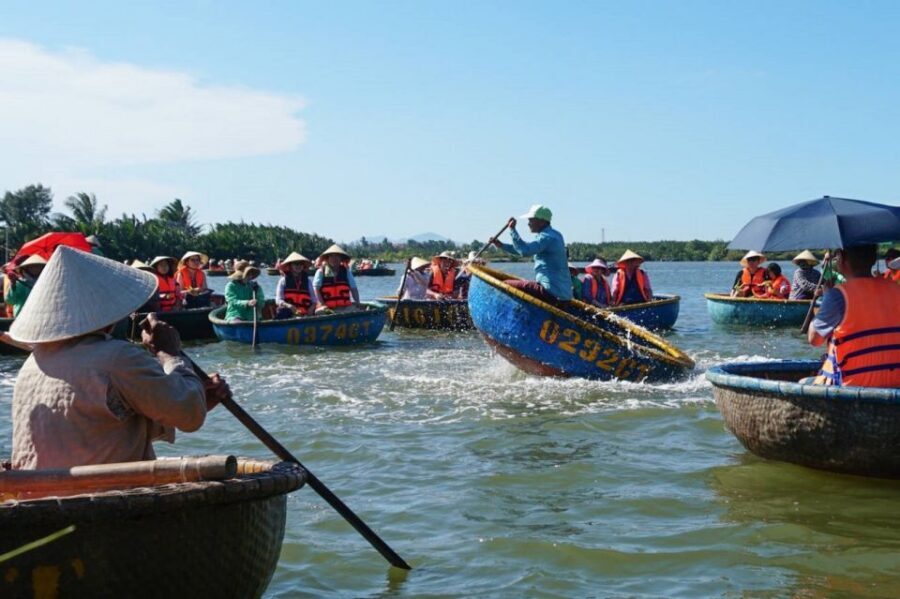 Da Nang/Hoi An:Experience Basket Boat ride in Coconut Forest - Net fishing and basket spinning: the parts that are fun, and the parts that can be noisy