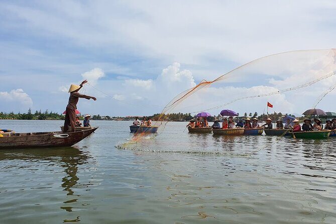 Eco Basket Boat By Bicycle and Vietnamese Set Menu - Hotel Pickup and the Easy Start from Central Hoi An