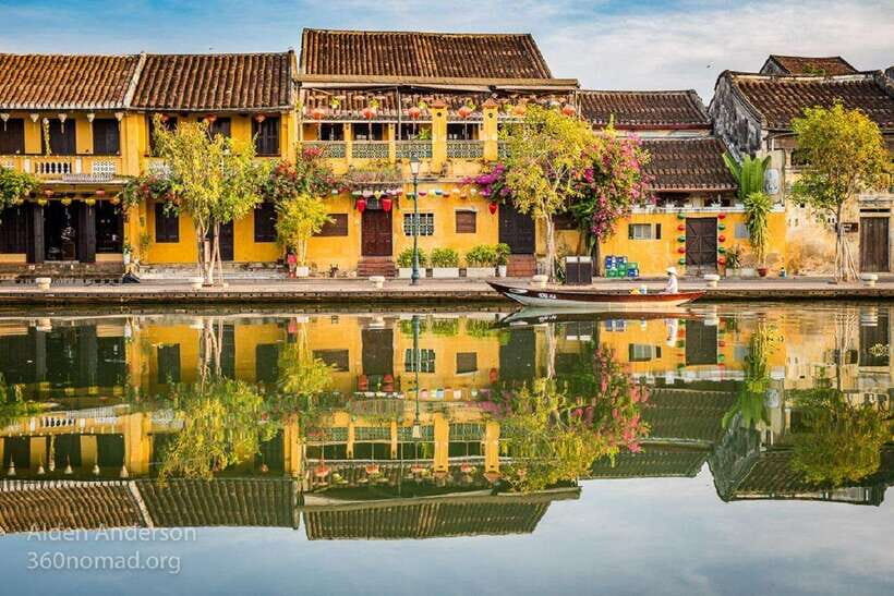 From Da Nang: Hoi An City Tour W Boat Ride - Lantern Release - Phuc Kien Chinese Assembly Hall and Tan Ky House: power, family altars, and merchant life