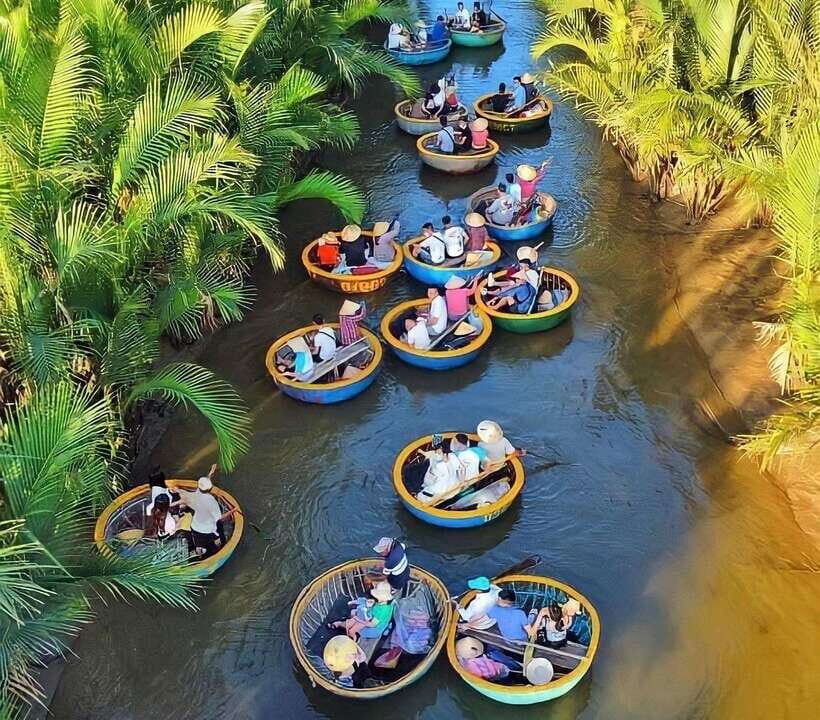 Hoi An: Basket Boat Tour by River Boat and Lantern Release - Key things to know before you go