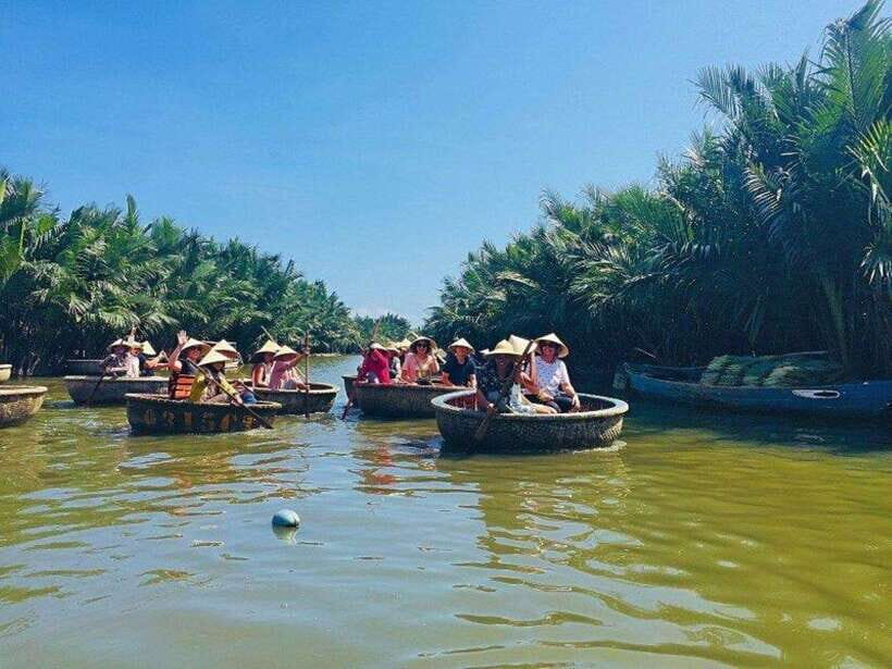 Hoi An: Basket Boat Tour by River Boat and Lantern Release - Getting there from 40 Bạch Đằng: the meeting point setup