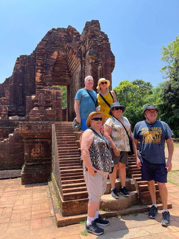 Hoi An: My Son Ruins; Bus-Boat-Cultural Show-Lunch-Guide - Lunch Near My Son: A Real Meal, Not a Token Sandwich