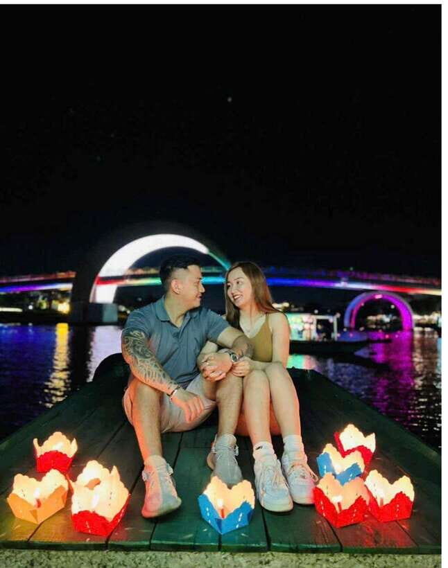 Hoi An: Thu Bon River Flower Lantern Experience - What happens during the 30-minute river visit