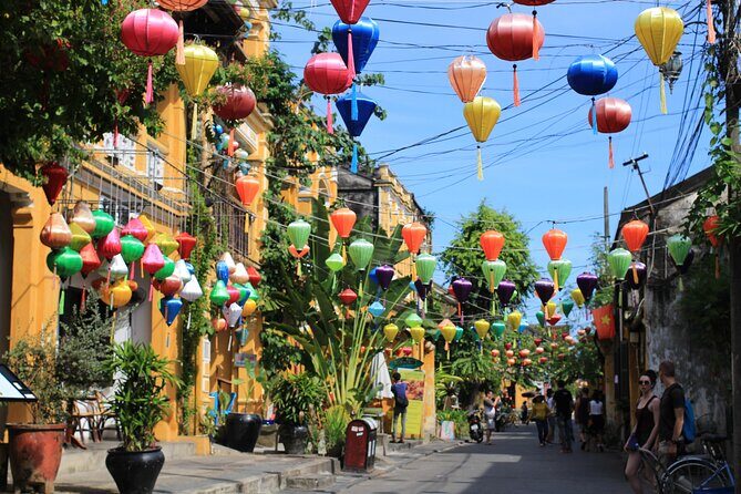 HoiAn Walking Tours Night market, Colourful Lanterns, Boat Ride - The Lantern Boat Ride: Why It’s the Evening’s Memory-Maker