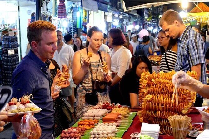 HoiAn Walking Tours Night market, Colourful Lanterns, Boat Ride - Dinner Included: A Simple Win for an Active Night