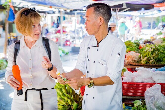 Private cooking class tour with Master Chef - The organic garden stop: why it changes how you cook