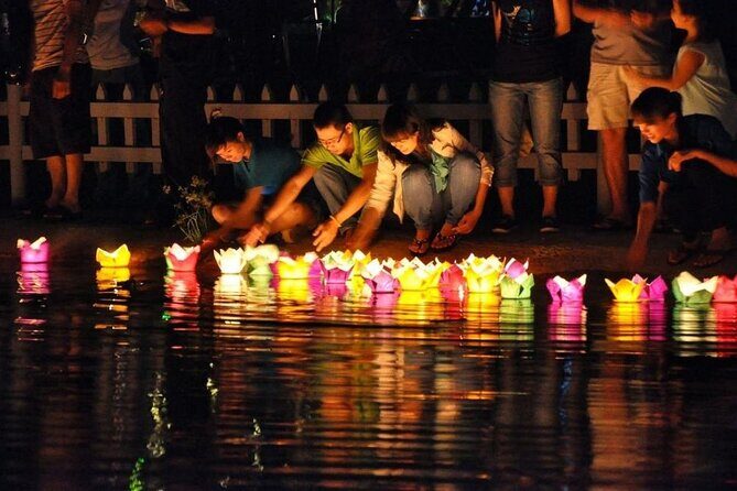 Private Night Boat Trip and Floating Lantern on Hoi An River - A 20-Minute Hoai River Lantern Ritual (What’s the Real Point?)